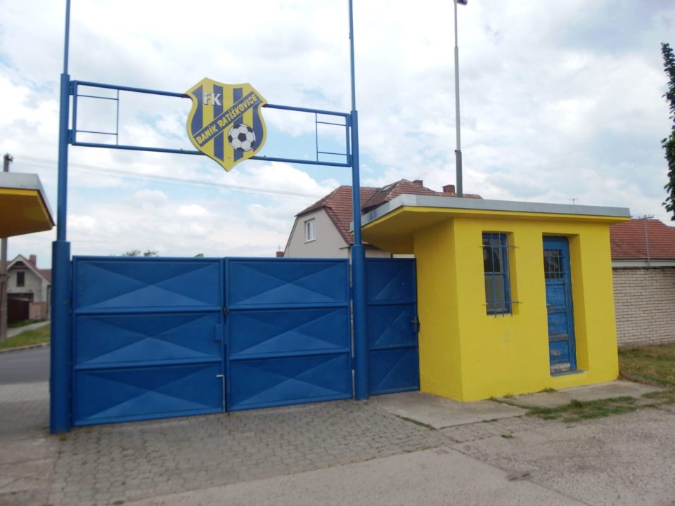 Seriál: Fotbalový stadion Ratíškovice Seriál: Fotbalový stadion Ratíškovice